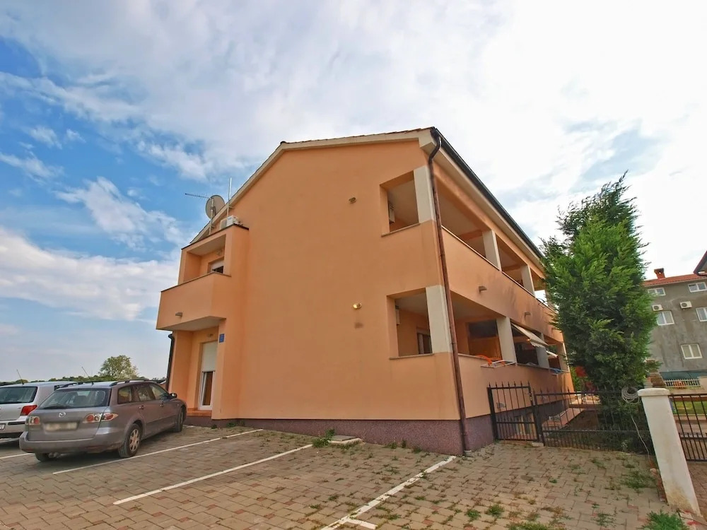 Apartmensts Arsen 928