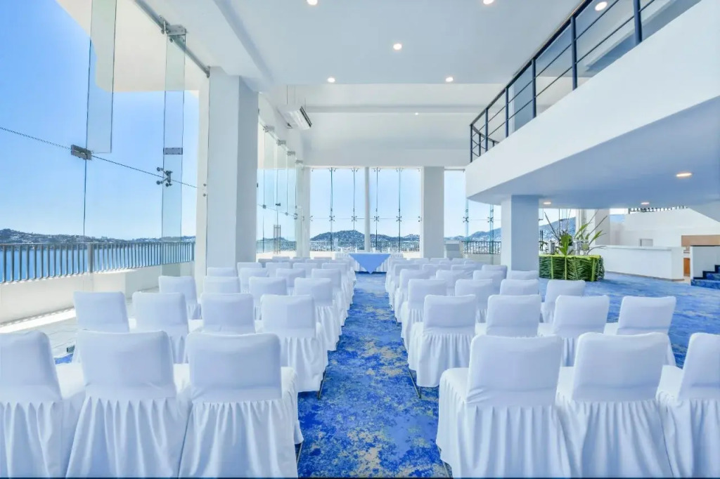 Krystal Beach Acapulco