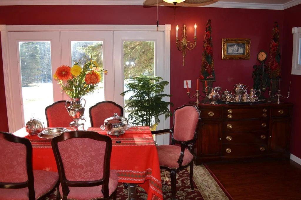 Mountain Treasure Bed and Breakfast