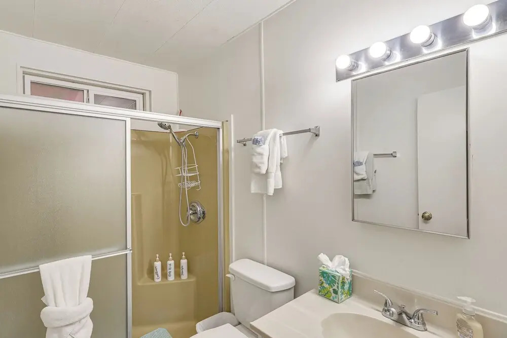 Riverfront Bullhead City House w/ Balcony!