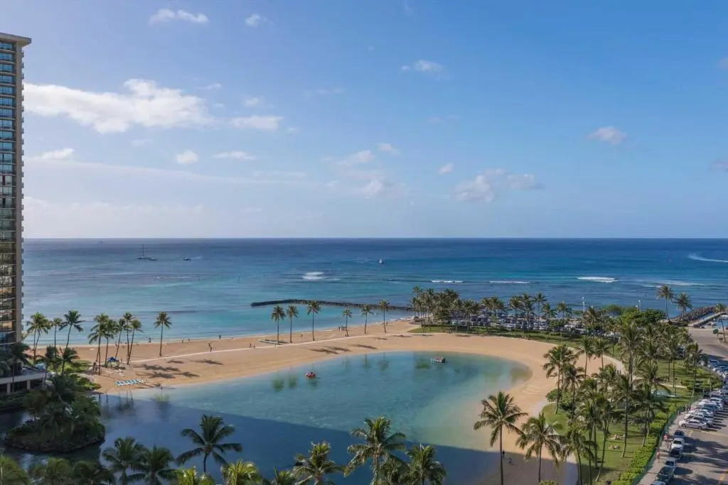 Ilikai 1243 2 Bedrooms 2 Bathrooms Condo