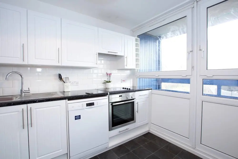 Chic 3BR, sleeps 8, close to The Oval and Kennington