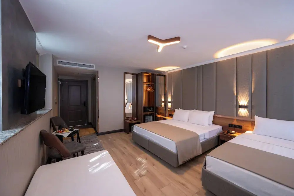Vess Hotel