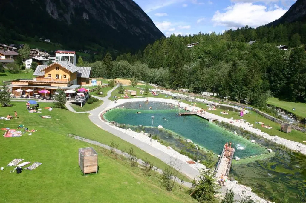 Haus Flua