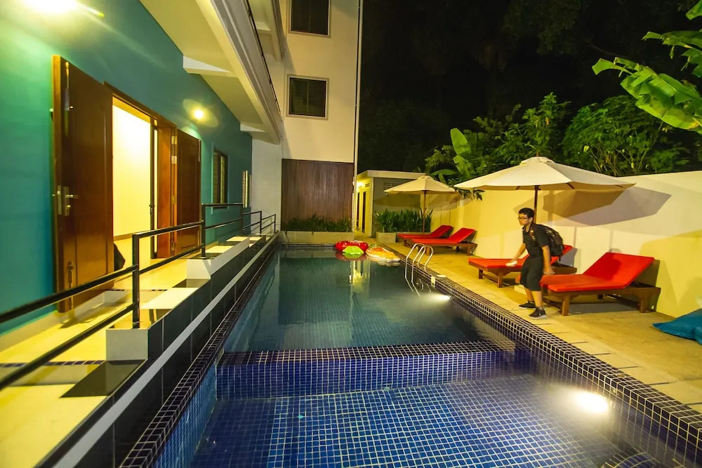 Sleep Pod Hostel