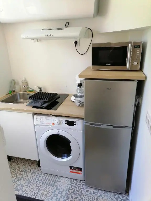 Villa des Roses - Appart T2, 31m2, 1er étage, vue jardin, "Le scandinave"