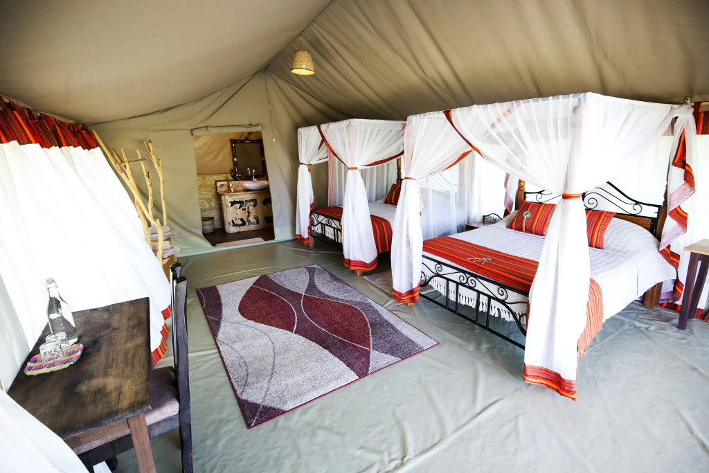 Mara Big Five Lodge