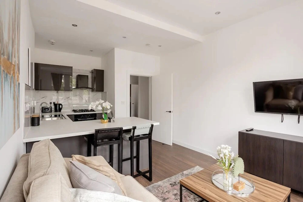 Remarkable 1-bed Apartment in Glasgow