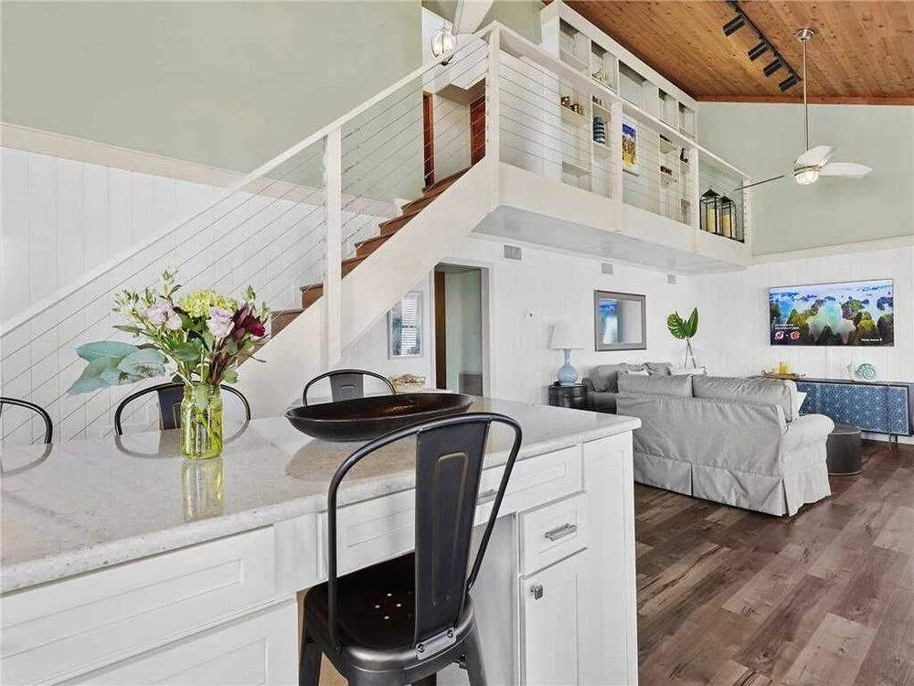 Hemingway Dream, 5 Bedrooms, Beach Front, Sleeps 14
