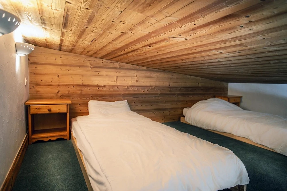 ESC3 - Superbe appartement, centre ville,  proche pistes et commerces.