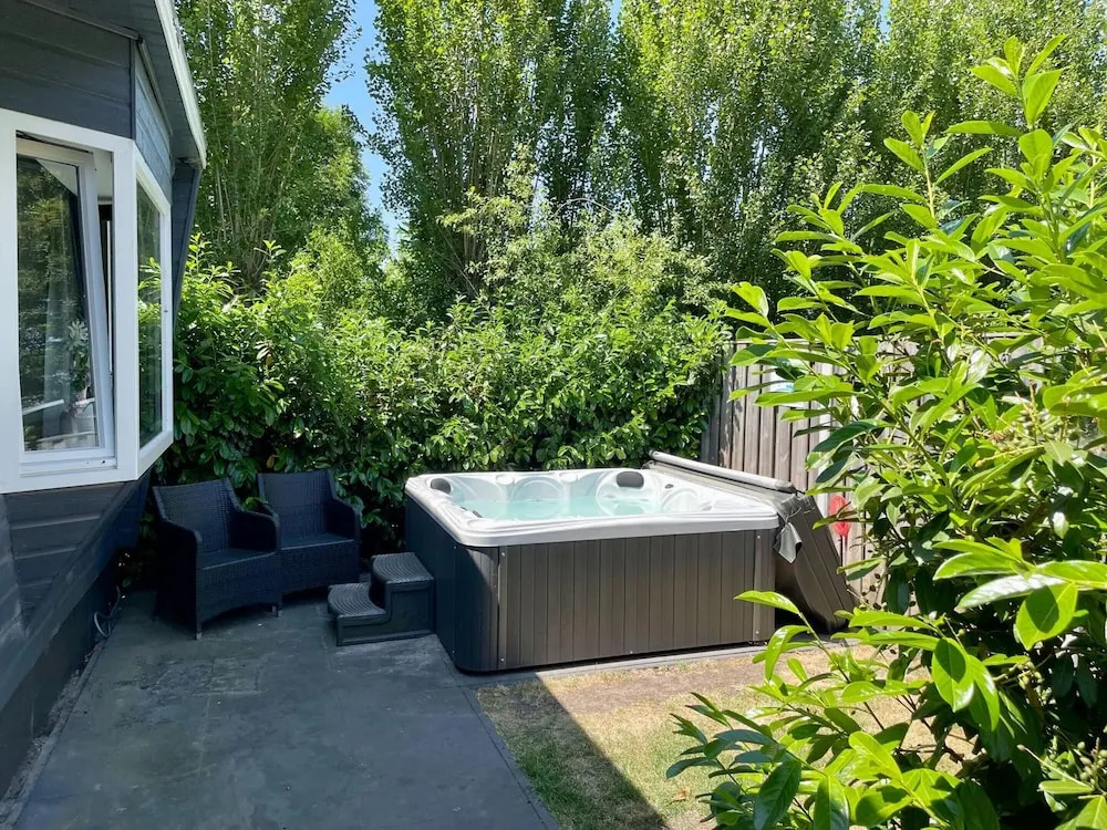 Charming Holiday Home in Kaatsheuvel Near Efteling