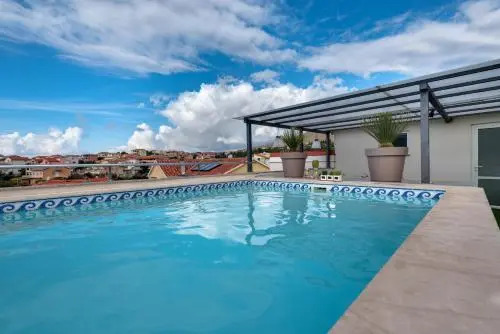 Holidays Roko - Sea View Apartments with Pool