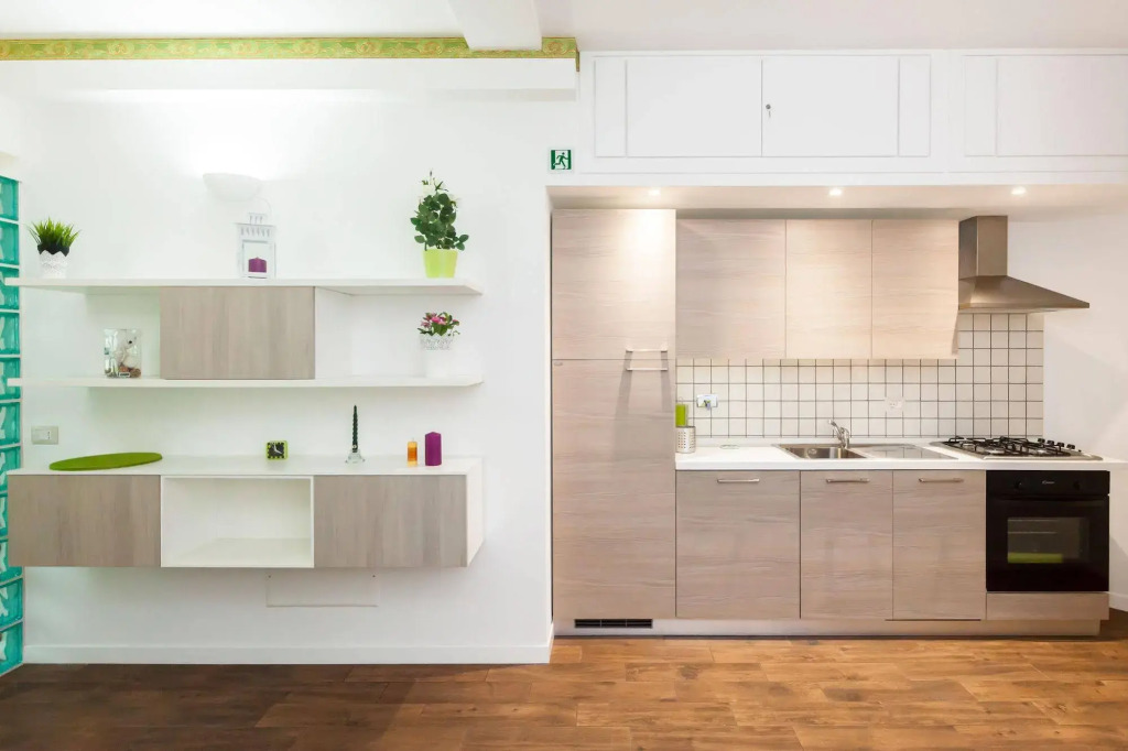 Almes Apartments
