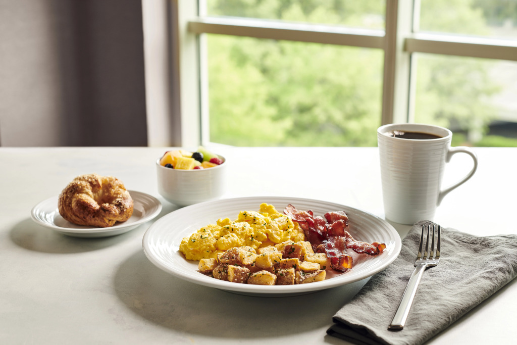 Holiday Inn Grand Rapids-Airport by IHG