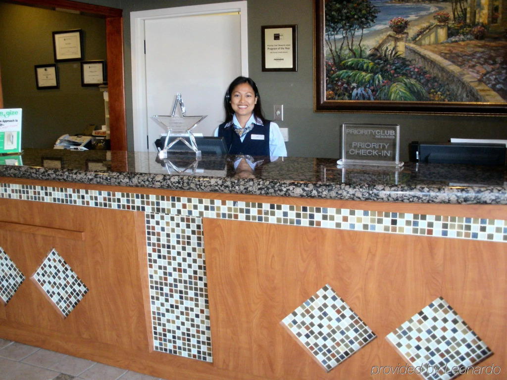 Holiday Inn Express Hotel & Suites Ventura Harbor by IHG