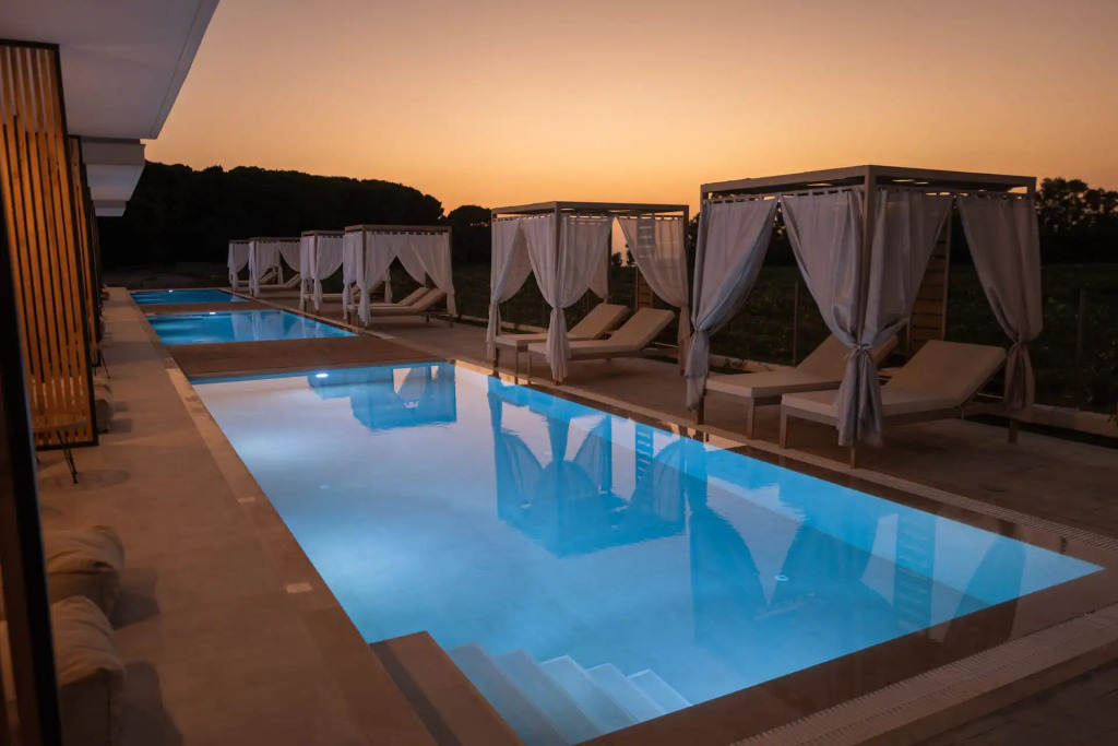 Salt Boutique Hotel