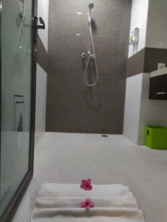Grand Madani Hotel