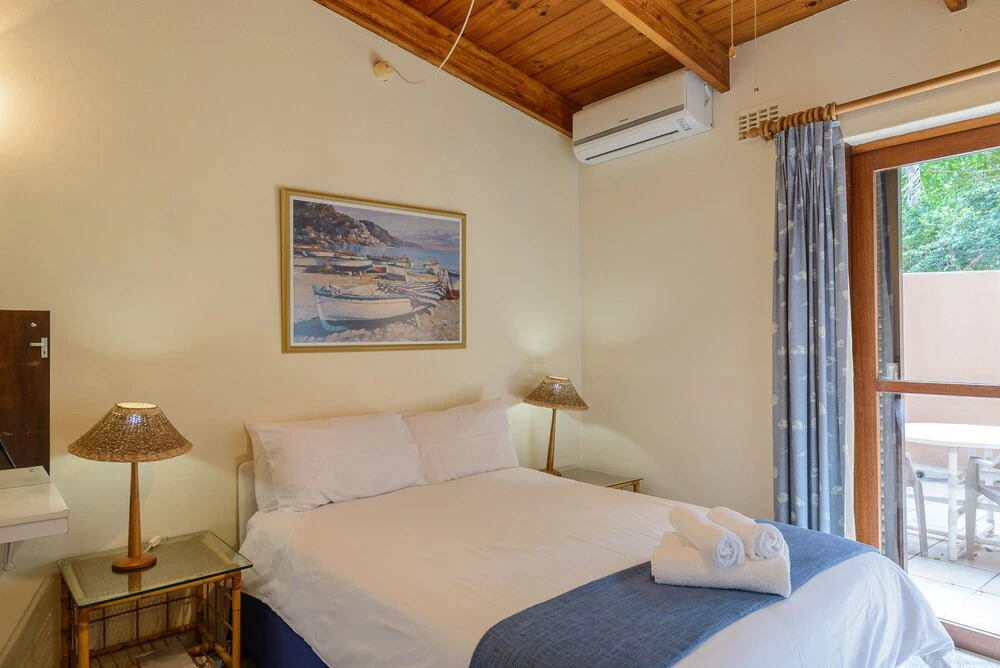 San Lameer Villa Rentals  2847
