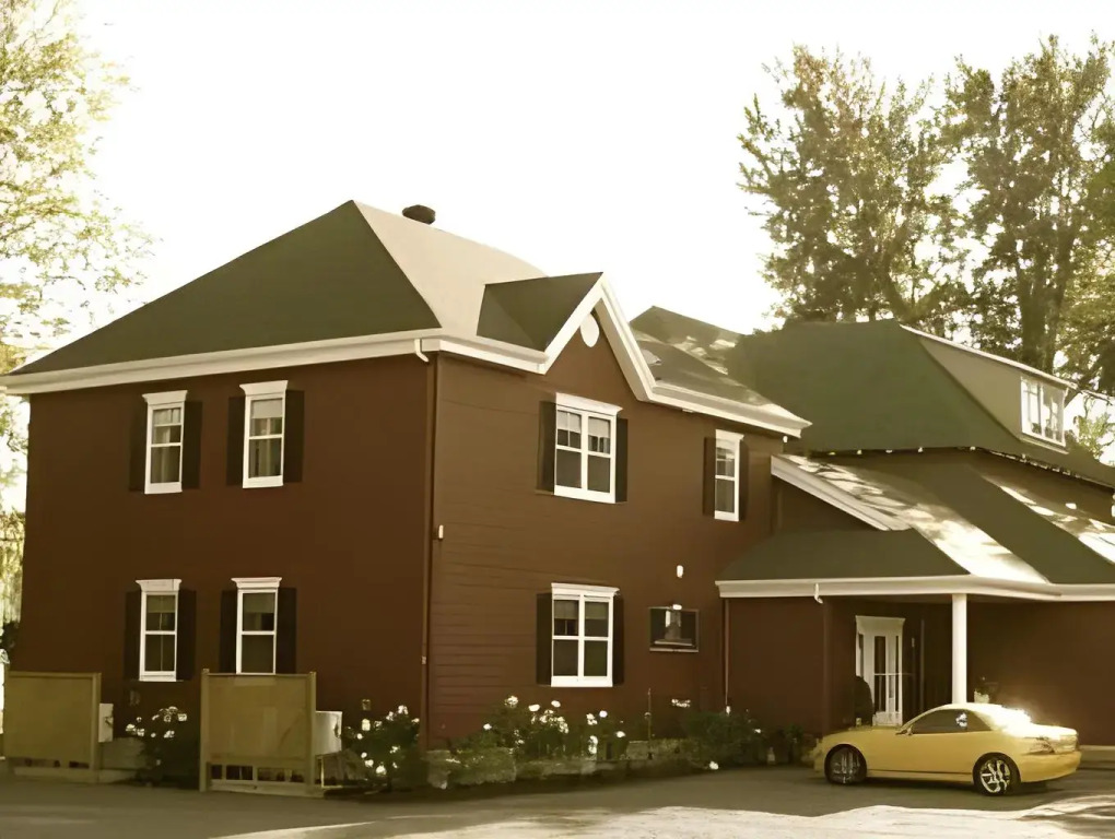 Manoir Becancourt Hotel