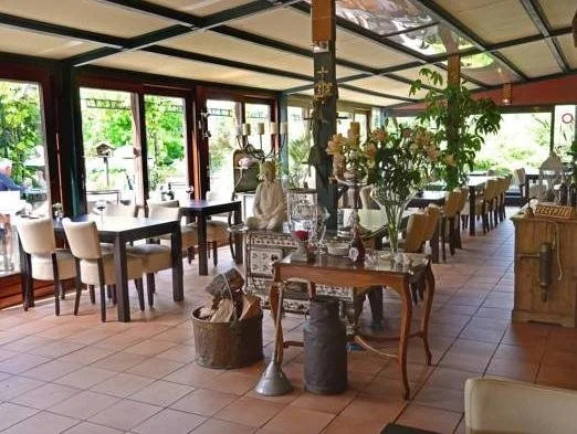 Hotel De Cantarel