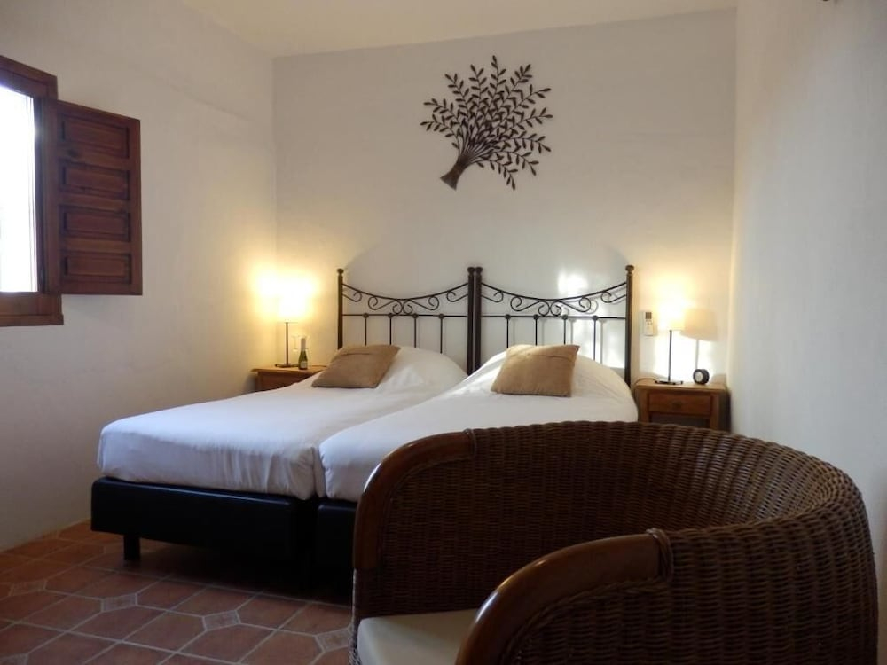 Casa Azafranes - Boutique B&B - Arenas
