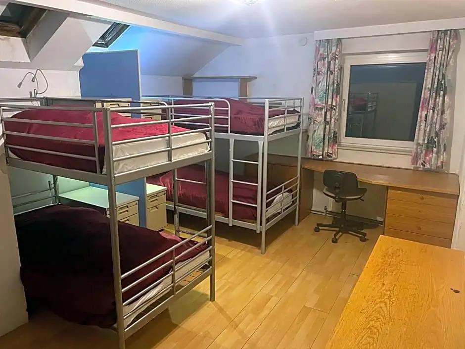 Suburb Hostel