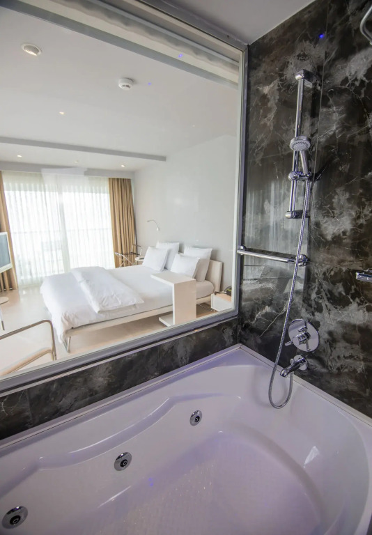 Venn Boutique Hotel