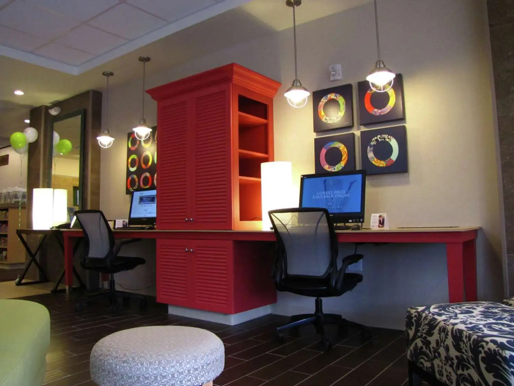 Home2 Suites By Hilton-Cleveland Beachwood