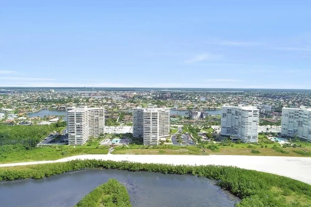 Seaview Condo #24950