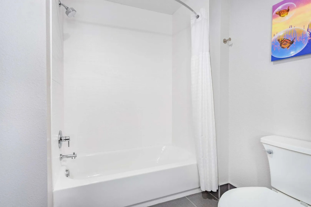 LaQuinta Suites by Wyndham South Bend Notre Dame Area