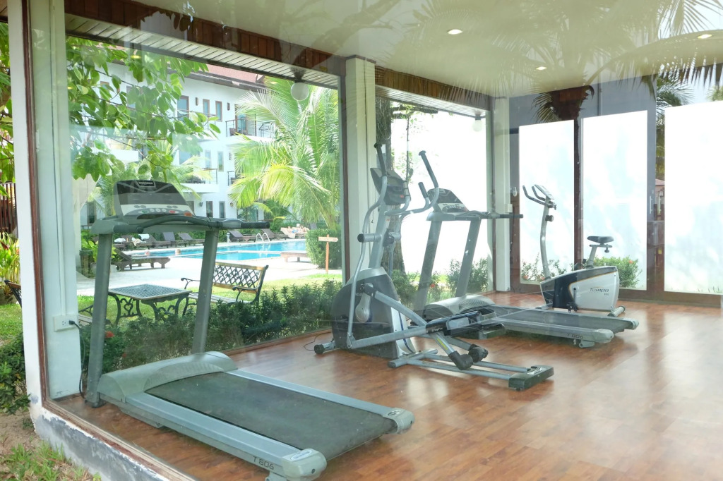 Howard Johnson by Wyndham Phuket Naiyang