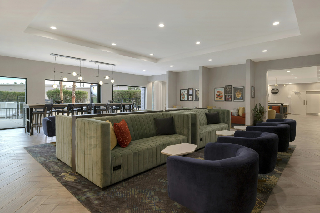 Doubletree By Hilton Palmdale, Ca