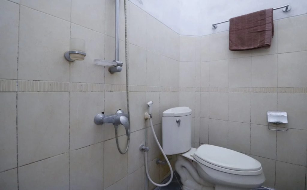 RedDoorz Plus near Undip Tembalang