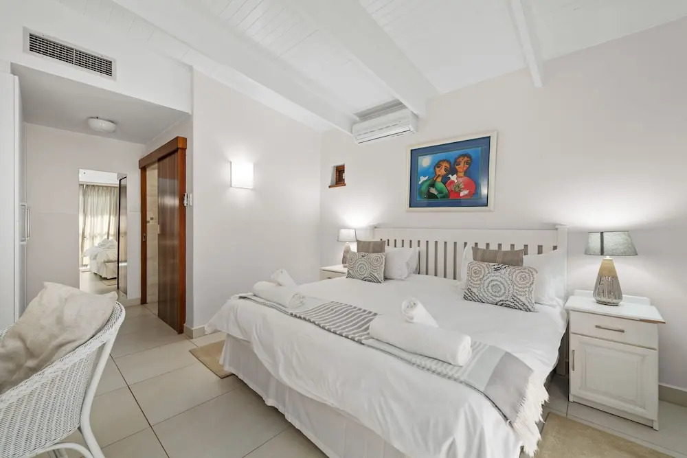 San Lameer Villa Rentals  2707