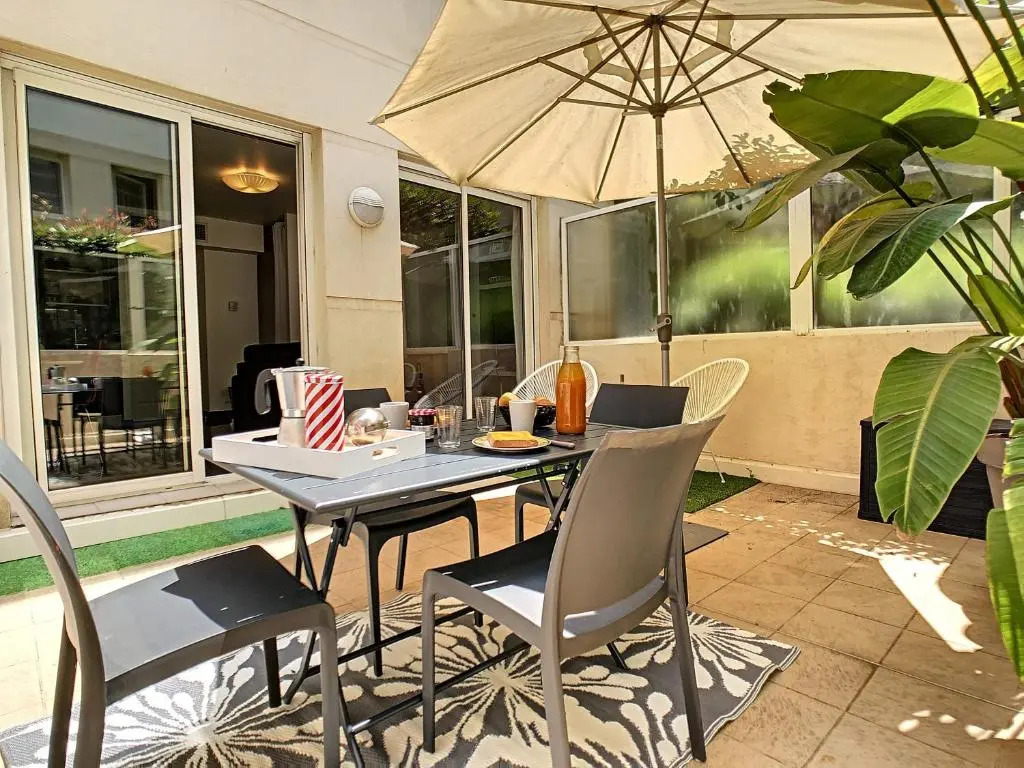 Nestor&Jeeves - BERLIOZ PATIO - Central - Residential area - Patio 20m