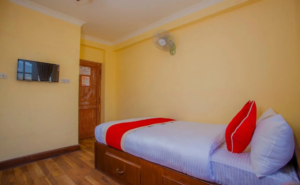 Hotel Classic By OYO Rooms