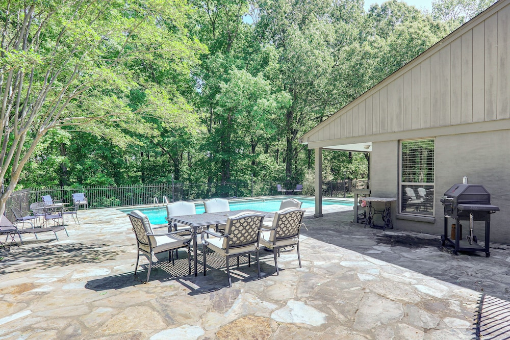 18 Mi to Dtwn Memphis: Oasis on 8 Acres!