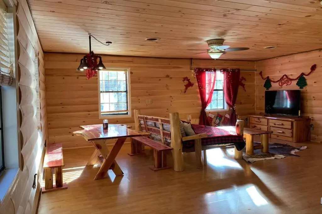 Wild Reindeer *New Cabin 5min From Parkway*HOTTUB