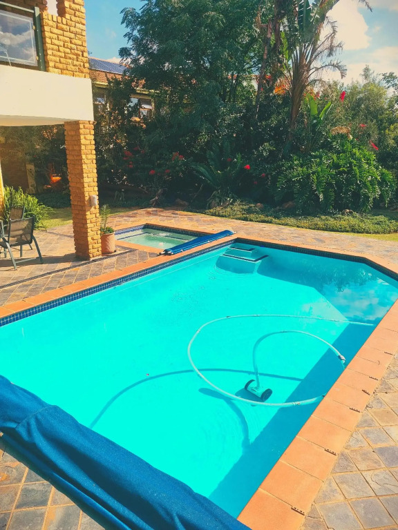 Cycad Place Midrand Guesthouse and B&B