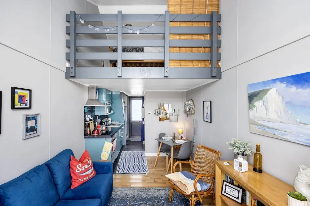 Brighton Water Cabin With Free Parking