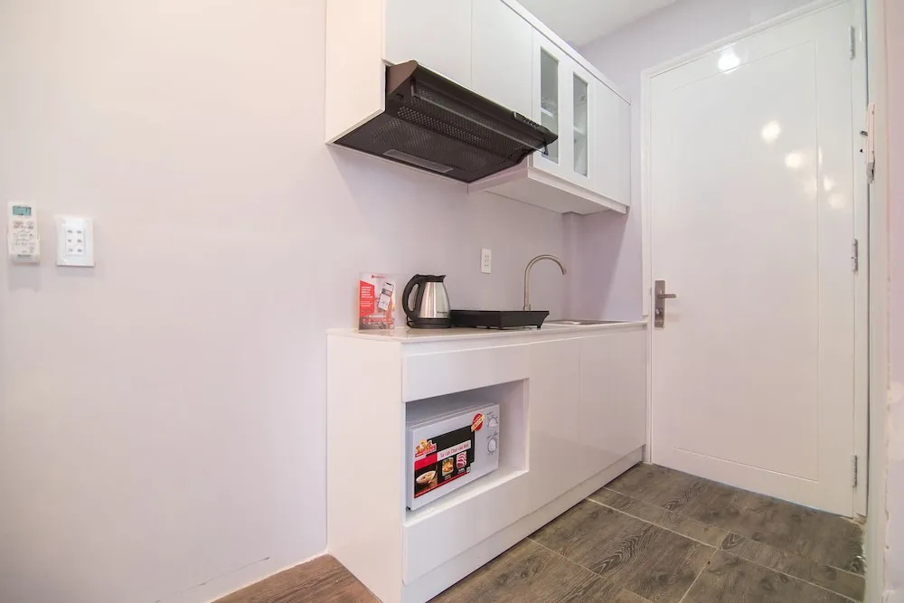 RedDoorz Plus near Tan Dinh Market 2