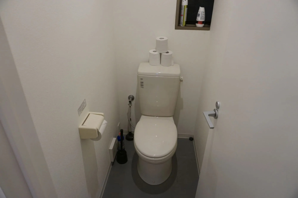 Beehive Hostel Osaka