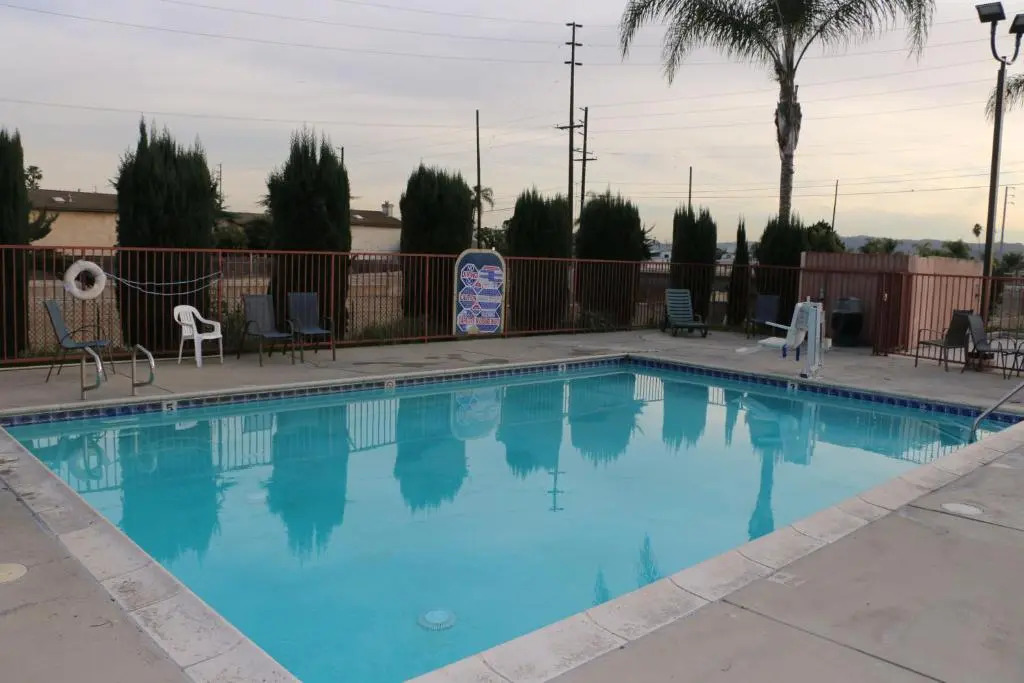 Grand Park Inn