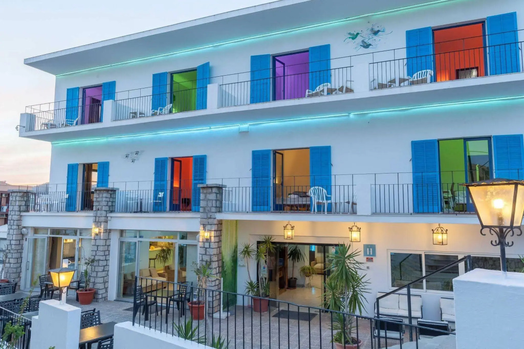 Play Hotel Ibiza