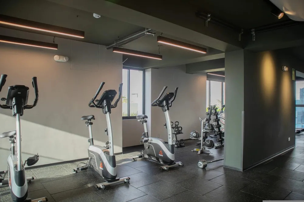 w Elegant 2BR w/ Great Balcony in Miraflores