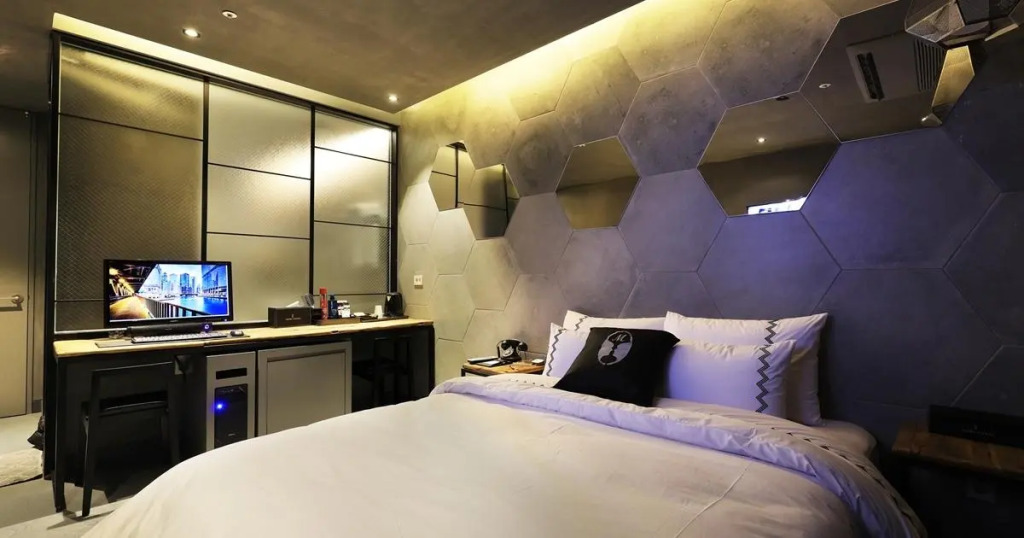 Mari Hotel