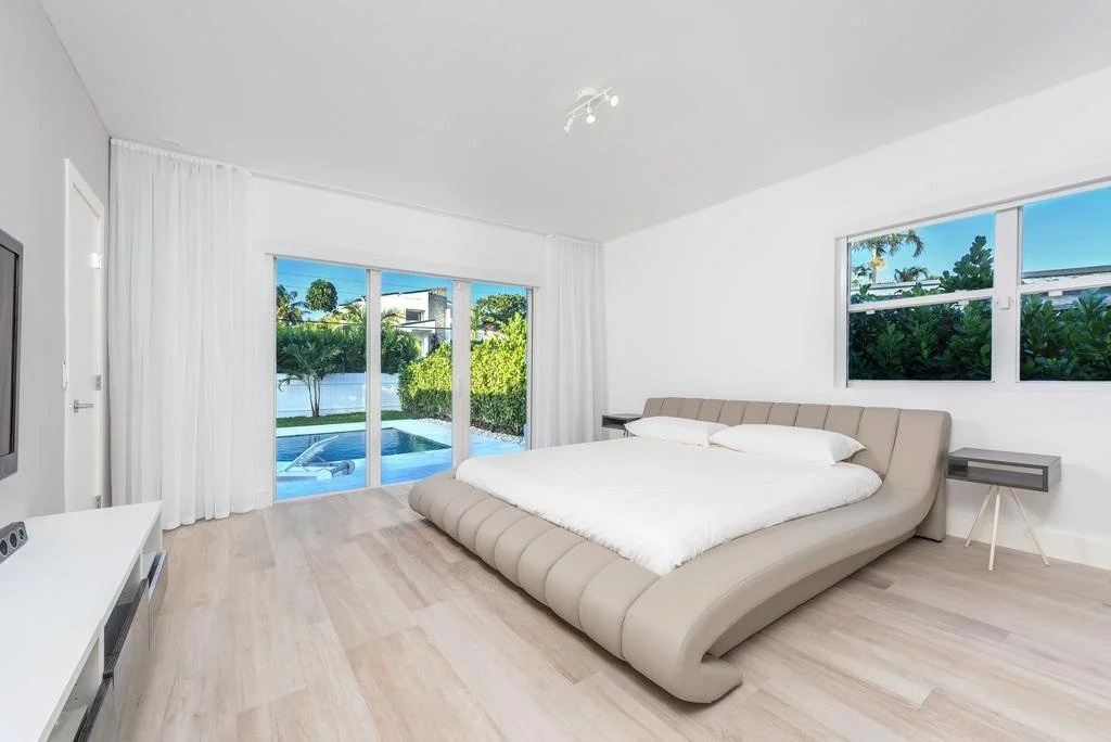 Miami World Rental - Venetian House
