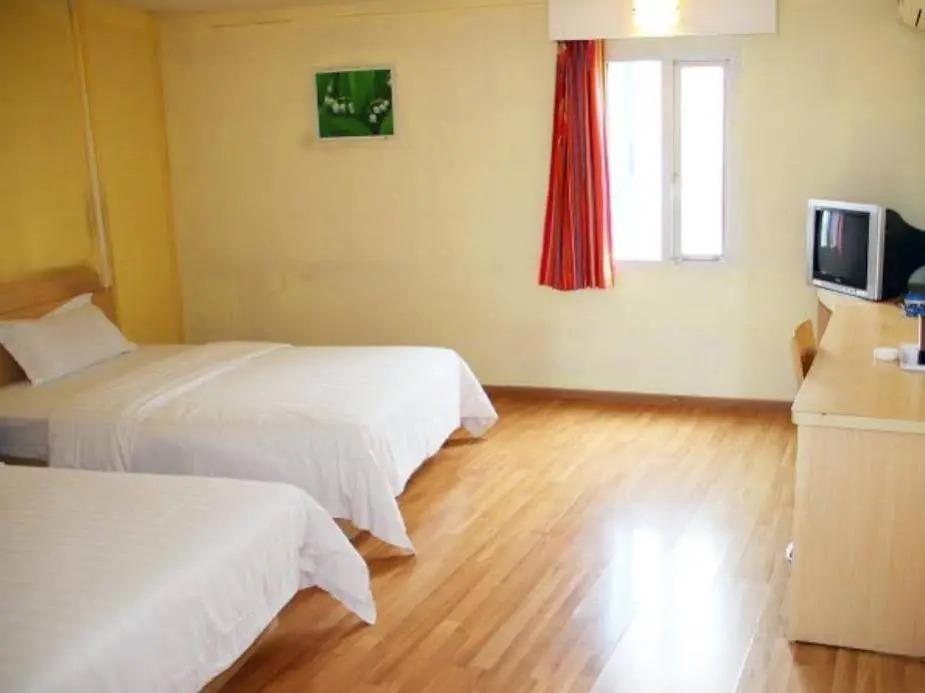 7Days Inn Wuhan Minhang Community Second Branch