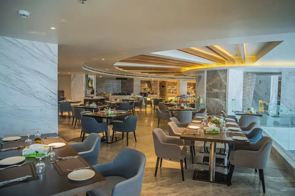 Ramada by Wyndham Cox's Bazar Kolatoli Beach