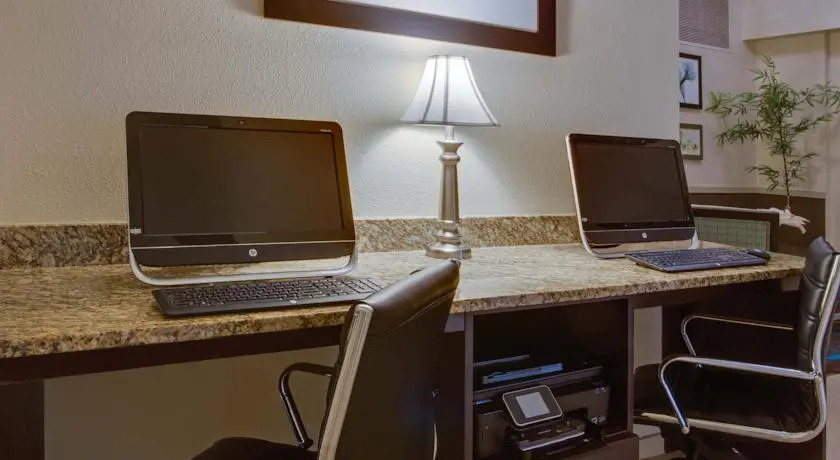 Bonita Springs Lodge & Suites